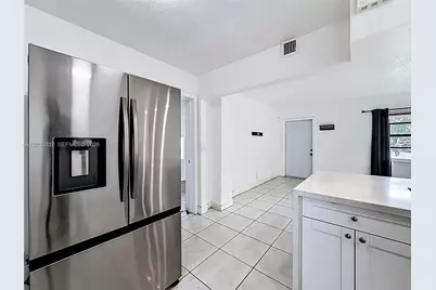1838 Lauderdale Manor Dr, Fort Lauderdale, FL 33311 - Photo 21