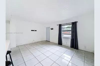 1838 Lauderdale Manor Dr, Fort Lauderdale, FL 33311 - Photo 19