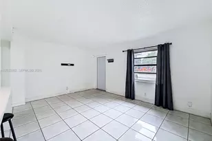 1838 Lauderdale Manor Dr, Fort Lauderdale, FL 33311 - Photo 19