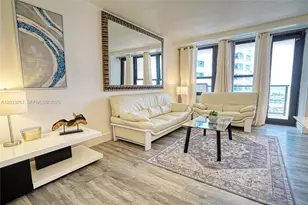 5225 Collins Ave, Miami Beach, FL 33140 - Photo 3