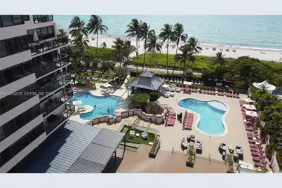 5225 Collins Ave #1204, Miami Beach, FL 33140 - Photo 21