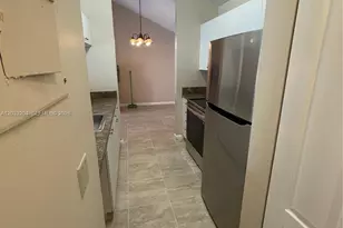 10521 SW 158th Ct, Miami, FL 33196 - Photo 15