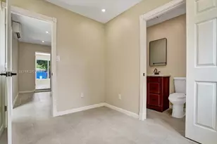 2442 Garfield St, Hollywood, FL 33020 - Photo 13