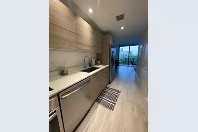 121 NE 34th St #1015, Miami, FL 33137 - Photo 1