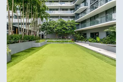 121 NE 34th St #1015, Miami, FL 33137 - Photo 17