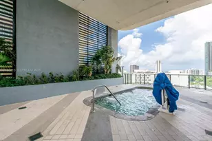 121 NE 34th St, Miami, FL 33137 - Photo 19