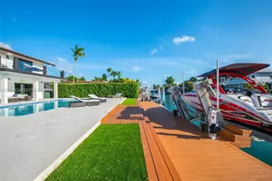 1942 NE 119th Rd, North Miami, FL 33181 - Photo 9