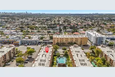 4841 NW 7th St #303-4, Miami, FL 33126 - Photo 7