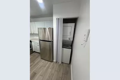 10284 NW 9th St Cir #204, Miami, FL 33172 - Photo 13