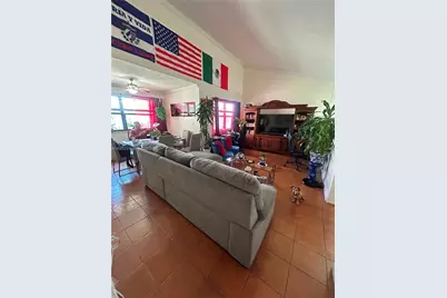 10284 NW 9th St Cir #204, Miami, FL 33172 - Photo 25