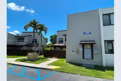 10284 NW 9th St Cir #204, Miami, FL 33172 - Photo 7