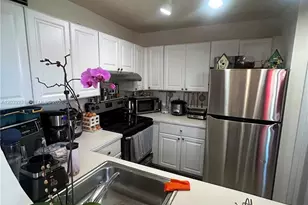 10284 NW 9th St Cir, Miami, FL 33172 - Photo 31