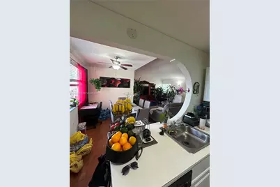 10284 NW 9th St Cir #204, Miami, FL 33172 - Photo 29