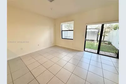 11119 W 34th Way #11119, Hialeah, FL 33018 - Photo 5