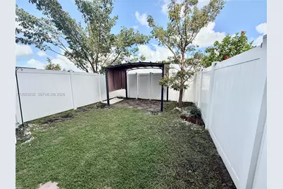 11119 W 34th Way #11119, Hialeah, FL 33018 - Photo 9