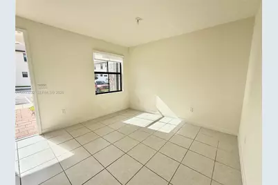 11119 W 34th Way #11119, Hialeah, FL 33018 - Photo 3