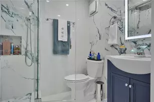 770 NE 69th St, Miami, FL 33138 - Photo 17