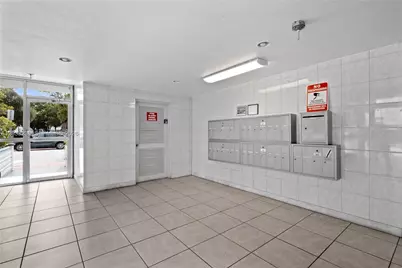 8001 Byron Ave #3C, Miami Beach, FL 33141 - Photo 7