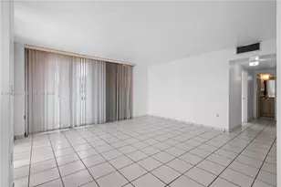 8001 Byron Ave, Miami Beach, FL 33141 - Photo 15