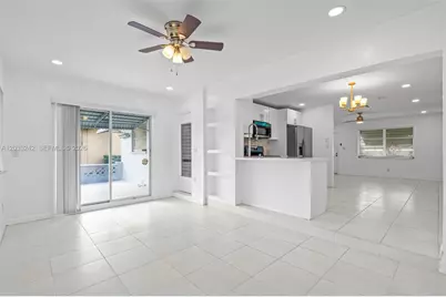 7505 NW 58th St, Tamarac, FL 33321 - Photo 13
