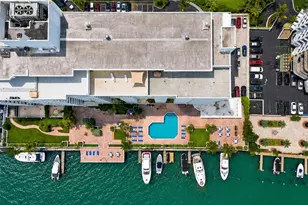 5700 Collins Ave, Miami Beach, FL 33140 - Photo 5