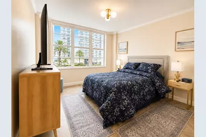 5700 Collins Ave #3A, Miami Beach, FL 33140 - Photo 25