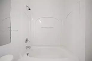6900 NW 179th St, Hialeah, FL 33015 - Photo 13