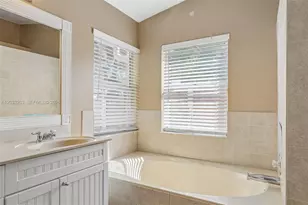 13100 NW 11th Dr, Sunrise, FL 33323 - Photo 33