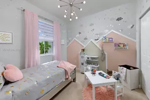 2591 SE 26th Ct, Homestead, FL 33035 - Photo 11