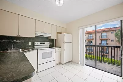 5490 W 21st Ct #310, Hialeah, FL 33016 - Photo 5