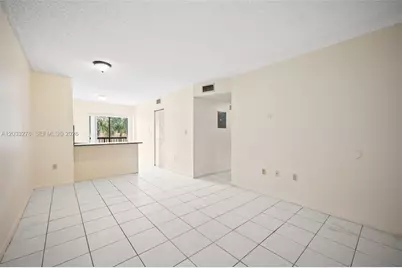 5490 W 21st Ct #310, Hialeah, FL 33016 - Photo 3