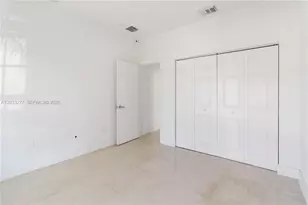 8551 NW 110th Ave, Doral, FL 33178 - Photo 15