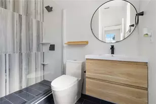 8551 NW 110th Ave, Doral, FL 33178 - Photo 23
