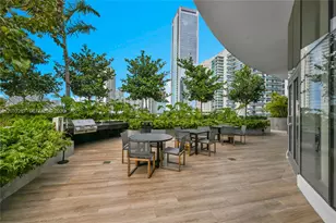 700 NE 24th St, Miami, FL 33137 - Photo 39