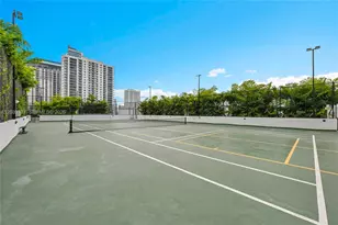 700 NE 24th St, Miami, FL 33137 - Photo 37