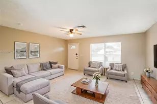 7820 SW 9th St, North Lauderdale, FL 33068 - Photo 5