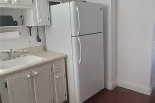 1610 Lenox Ave., Miami Beach, FL 33139 - Photo 11