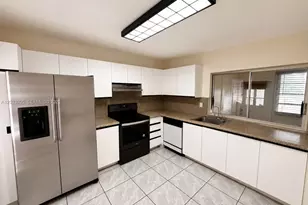 17215 SW 112th Ct, Miami, FL 33157 - Photo 3