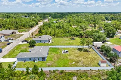 910 Richmond Ave N, Lehigh Acres, FL 33972 - Photo 15