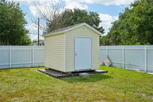 910 Richmond Ave N, Lehigh Acres, FL 33972 - Photo 83