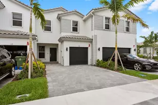 106 SW 184th Pl, Pembroke Pines, FL 33029 - Photo 3