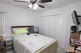 1975 W 44th Pl, Hialeah, FL 33012 - Photo 13
