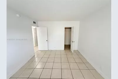 4160 NW 21st St #124D, Lauderhill, FL 33313 - Photo 7