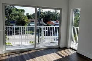 37 NW 70th St, Miami, FL 33150 - Photo 7