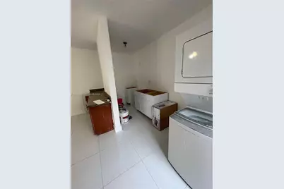 7920 Harding Ave #8, Miami Beach, FL 33141 - Photo 5