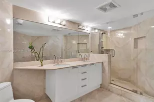 16699 Collins Ave, Sunny Isles Beach, FL 33160 - Photo 5