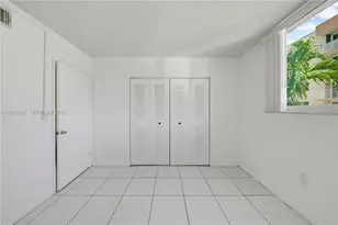 8050 NW 8th St, Miami, FL 33126 - Photo 11