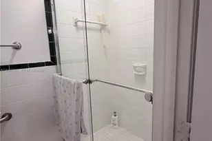 301 Bonaventure Blvd, Weston, FL 33326 - Photo 5