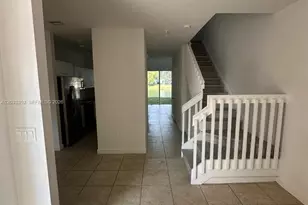 2819 SE 1st Dr, Homestead, FL 33033 - Photo 9