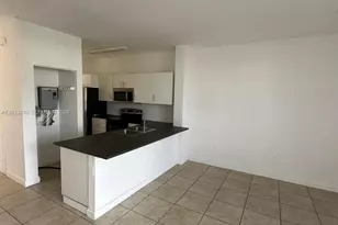 2819 SE 1st Dr, Homestead, FL 33033 - Photo 5